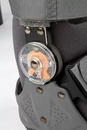 Бандаж на голеностопный сустав (тутор) Orliman EST-086 жесткий с шарниром 