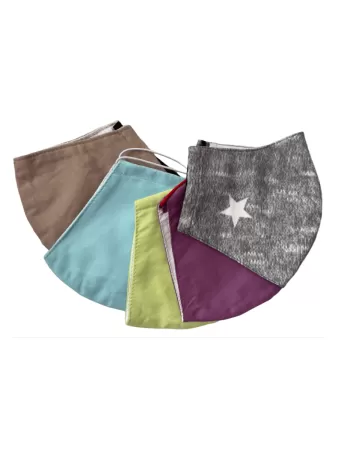 Маска защитная трехслойная Амама размер 3, 5 шт  (разные цвета)