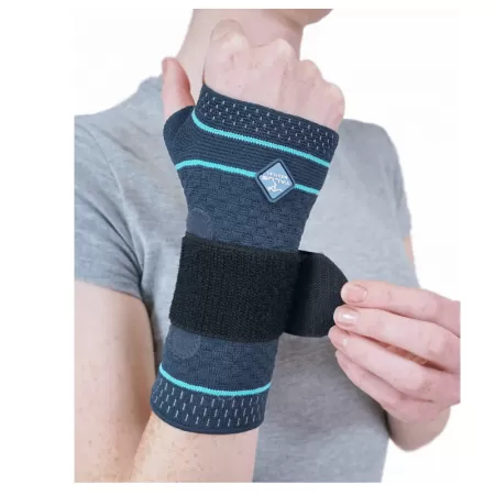 Бандаж на лучезапястный сустав Talus ЛЗ-723 компрессионный 