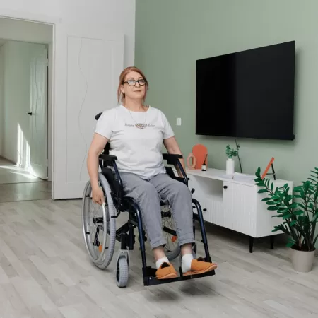 Кресло-коляска ORTONICA Base Lite 300