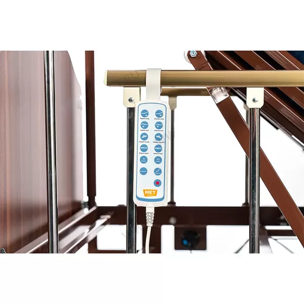 Кровать электрическая MET REVEL NEW, артикул 17091, с туалетом, матрасом, функциии кардиокресла и переворота, розетка USB, нагрузка до 200кг